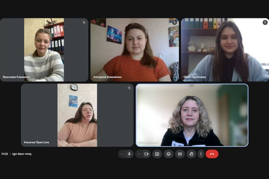 Тренінги зі стресостійкості в ЛНУ тривають